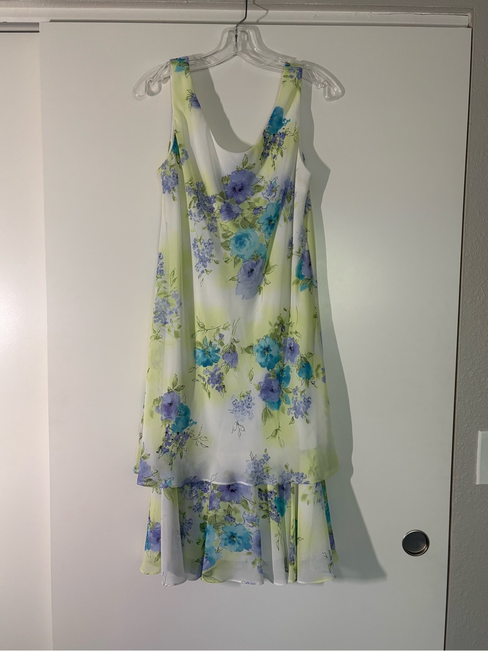 NWOT Vintage White Blue Green Floral Slip Dress w/ Matching Wrap